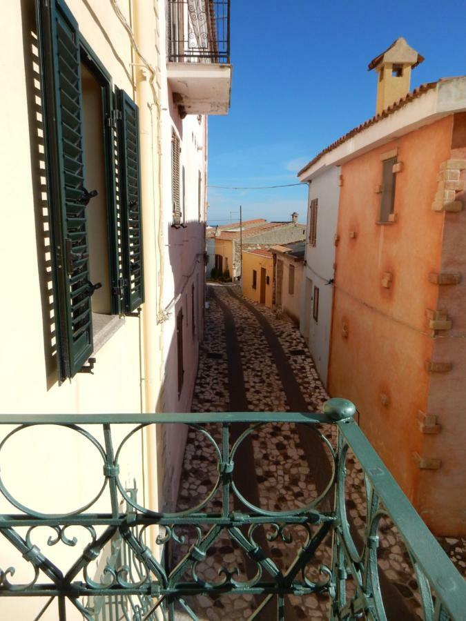B&B Eleonora D'Arborea, Centro Storico Posada  Exterior photo